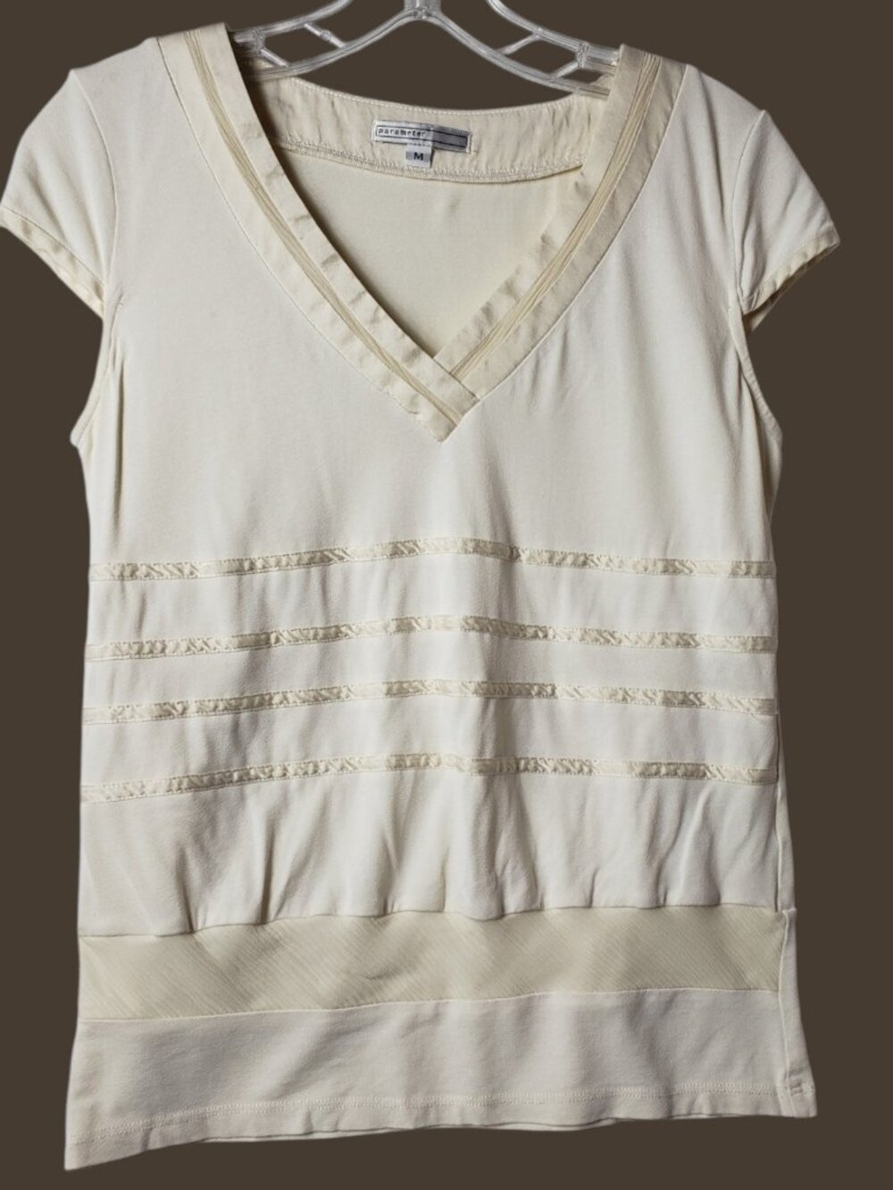Parameter Womens V-Neck Top W/Textured Stripes & Satin Trim Accents Ivory Medium